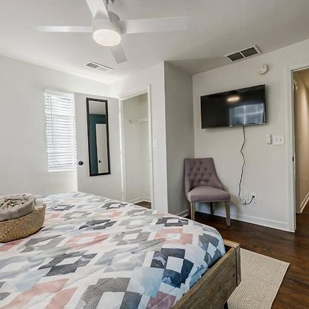 Вилла 5Min-Grant Park With Fenced Yard, Parking And Pet Friendly Атланта Экстерьер фото